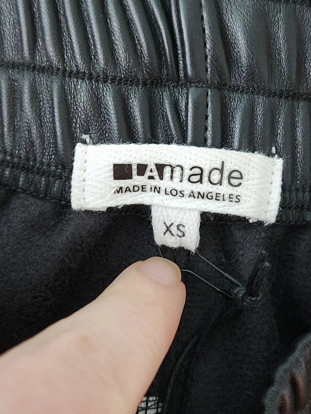 LAmade stylish black